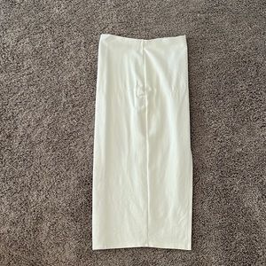 Medium pencil skirt